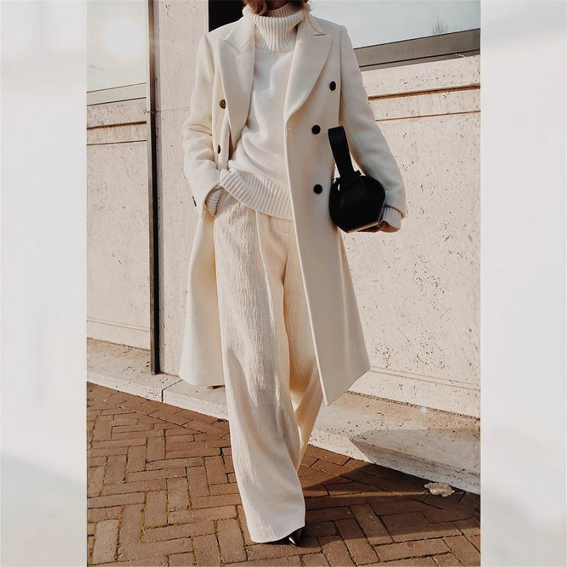 Stylowy dwurzędowy wełniany płaszcz z klapami